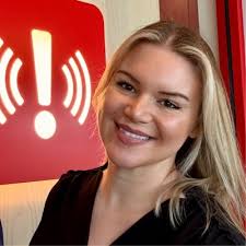 Want to keep your CSMs safe from layoffs? There is a way. 🛟🛟🛟 But most  cs leaders are resistant to it. 👉🏻 You need to teach your CSMs to sell.  👈🏻 Not