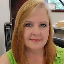 Lynette (@lord.lovin.lynette)