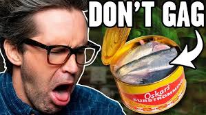 Sean Evans and Chili Klaus Eat the Carolina Reaper, the World's Hottest  Chili Pepper