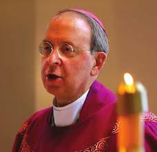 Arquidiócesis está en bancarrota