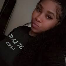 Stream Deidre Young music