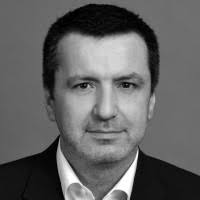 100+ "Robert Wind" profiles