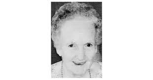 Freida Prescott's Instagram, Twitter & Facebook