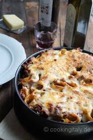 Paccheri Gefullt Mit Ragu Und Bechamelsauce Cooking Italy Rezept Bechamelsauce Ragu Kochen