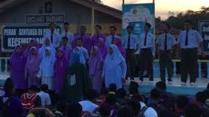 Kejadian itu sekitar awal tahun 2005. Bicara Berirama Sekolah Menengah Alam Sekitar Dubai Khalifa