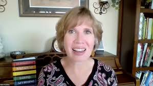 B. Salvo, Santificado, y Gay (Susan Adrian McClung)