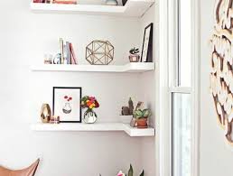 Les Etageres D Angle En 41 Photos Pleines Des Idees Etagere Angle Etagere Murale Ikea Mobilier De Salon