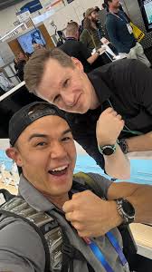 Always great to see my Garmin fam at CES. The new MARQ adventurer in  Damascus steel is heavy, feels solid but not sure if it's worth the $3200  price tag. Pictured next