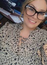 Anna Eshelman's Instagram, Twitter & Facebook