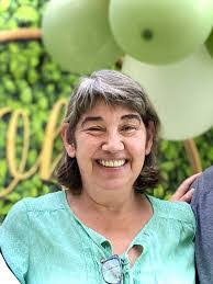 Heidi Pacheco's Instagram, Twitter & Facebook