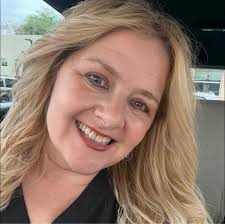 Are there any fitness instructors interested in hosting a class at an  apartment community in Goodyear?