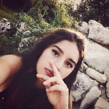 Roberta Cardenas (Fallingsl0wly)