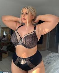 Izzy Nicholls  https:  isabelnichollsnall Nude OnlyFans Leaked Photo 15  - Fapomania!