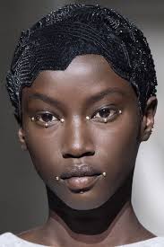 The Best Make Up Looks From The Spring Summer 2021 Fashion Weeks Makeup Trends Editorial Makeup Makeup Looks
