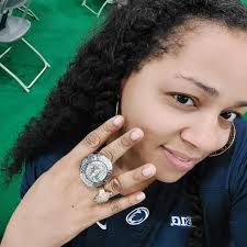 Presenting our 2023 Rose Bowl Game Champions Ring 🌹💍 #WeAre