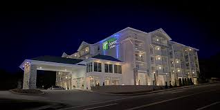 Sevierville Tn Hotels Holiday Inn Express Suites Pigeon Forge Sevierville