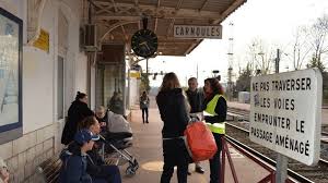 Aug 19, 2021 · consultez les horaires des trains entre nice et monaco, ainsi que tous les arrêts et changements nécessaires pour votre trajet ! Petition Sncf Pour Le Maintien Des 6 Arrets De Trains Ter Intervilles En Gare De Carnoules Change Org