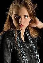 Jasmine Vogel's Instagram, Twitter & Facebook