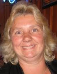 Pamela Pelham's Instagram, Twitter & Facebook