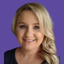 Kelly Mcmanus's Instagram, Twitter & Facebook