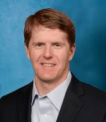 Daryl Bragg's Instagram, Twitter & Facebook