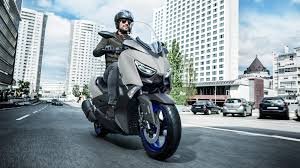 Как и в предыдущие годы, им не потребуется приобретать входной билет. Xmax 300 2021 Scooters Yamaha Motor