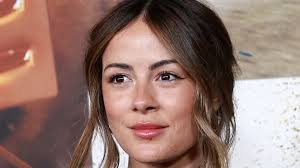Mario Casas' Radical Transformation: Melyssa Pinto and the Blonde Fever