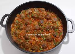 Biserica ortodoxa face pomenirea tuturor celor trecute la cele vesnice in data de 31 octombrie 2020. Tocanita De Ceapa Si Chiftele BunÄtÄÈi Din BucÄtÄria GicuÈei