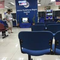 Jabatan pendaftaran negara adalah sebuah jabatan di bawah kementerian dalam negeri malaysia. Jabatan Pendaftaran Negara Jpn Seputeh Endah Parade Lot 5 003a Jalan 1 149e Kuala Lumpur