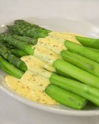 Asparagus With Easy Hollandaise Easy Hollandaise Best Asparagus Recipe Asparagus Recipe