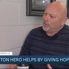 Heroes among us: Lexington hero helps by giving hope