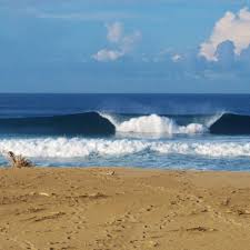 Travel time is 336 hours and 26.86 minutes. Bali Village Surfing Guide Best Spots Seasons To Surf Bali Village Magicseaweed