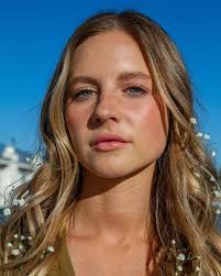 Chelsea Corbett's Instagram, Twitter & Facebook