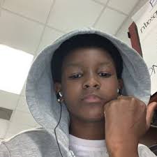 Justin Hooks (@justin.hooks6)