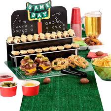 The football party ideas and elements that i like best from this 7th birthday bash are: 15 Best Super Bowl Party Ideas Football Party Decorations