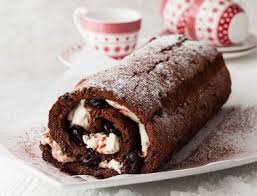 Recipe Snow Sprinkled Black Forest Log Sainsbury S Recette Recettes De Cuisine Roule Au Chocolat Recette