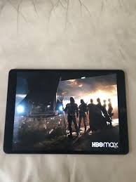 You just worked with the bars on top and bottom if you wanted to see the wide picture from the theater. Other An Ipad Air S 4 3 Screen Size Is Literally Perfect For Watching Zack Snyder S Justice League Dc Cinematic