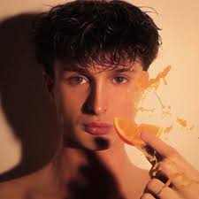 Yann Kyle Reimagines A Classic With New Single “Je Survivrai”