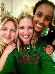 Amanda Hinckley's Instagram, Twitter & Facebook