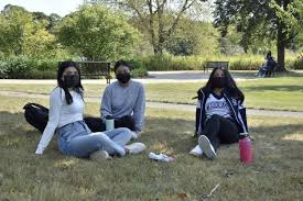 Enriched World Literature students spend the day at Mount St. Mary's park