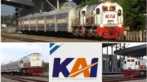 Penampakan kereta listrik pertama yang beroperasi sekitar tahun 1925, menghubungkan weltevreden dengan. Kompilasi Kereta Api Dengan Logo Lama Dan Pergantian Logo Baru Pt Kereta Api Indonesia Divre 1 Su Youtube