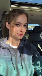 Dayna Black (@dayner195)