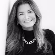 Morning walk talk ☀️ It's Monday morning, and I think Monday mornings are  important. I think they're opportunities to reflect. It's a very simple  video. I'm going to keep it simple today.