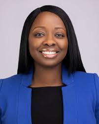 Jill Gill's Instagram, Twitter & Facebook