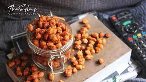 Kacang madu berempah adalah salah satu olahan yang bisa kalian coba buat di rumah. Kacang Pedas Berempah I Homemade Je Save Bajet Youtube