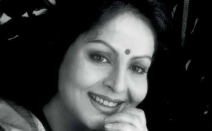 Happy Birthday Rakhee Gulzar: Dreamt Of Being A Scientist, Ended Being An Iconic Actress!