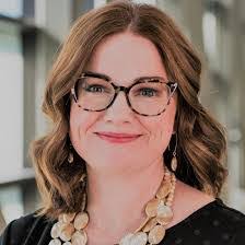 Danielle Mazur's Instagram, Twitter & Facebook