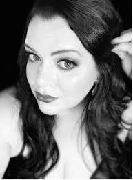 Jessie Wills's Instagram, Twitter & Facebook