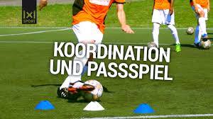 Der fußball steht jetzt im fokus und wird durch vielseitige sportlich aktivitäten unterstützt. Jugendtraining Im Fussball Tipps Fur Bambini Training E Jugend Co