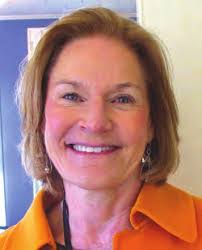 Lorena Eaton's Instagram, Twitter & Facebook